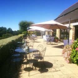 MANOIR DE PONTBRIAND- TERRASSE OUEST